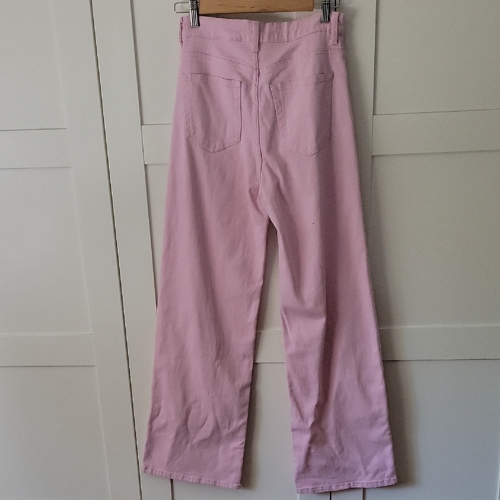 ❄️3/$30 H&M Light Pink Flare Jeans Pants - Picture 4 of 6